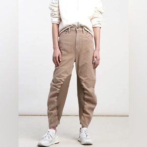 Levi’s Barrel Crop NWT